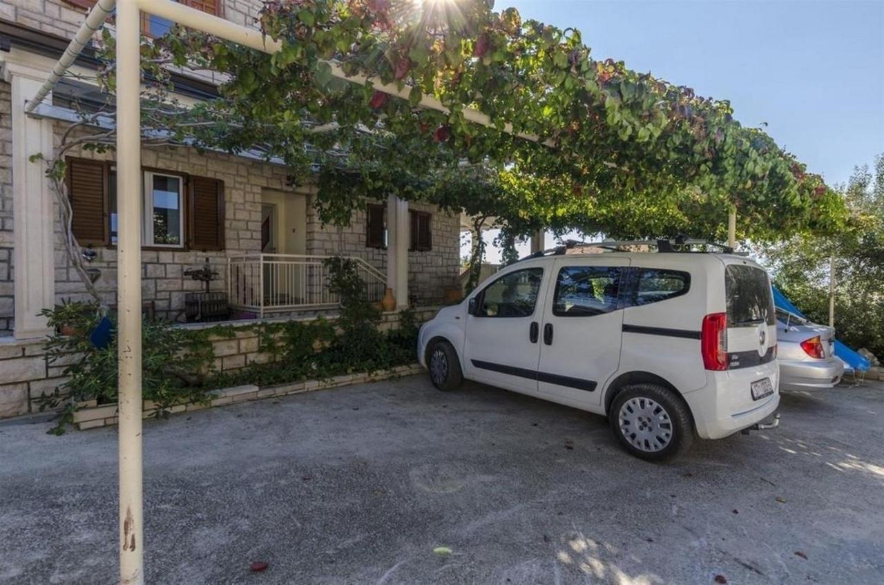 Apartments Lemar - With Parking ボル エクステリア 写真
